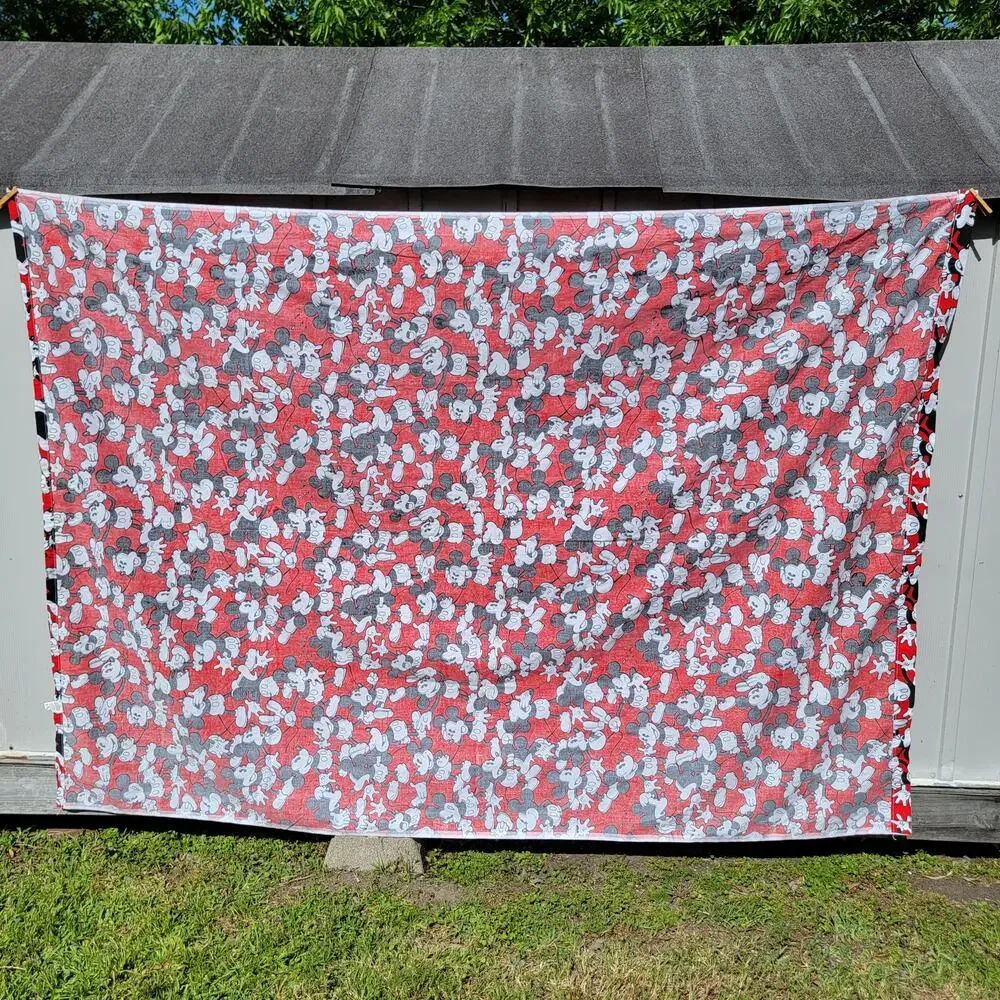 Disney Mickey Mouse Red Flat Twin Sheet 39